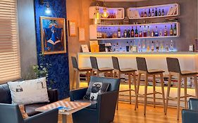 Ibis Styles Paris Tolbiac Bibliotheque